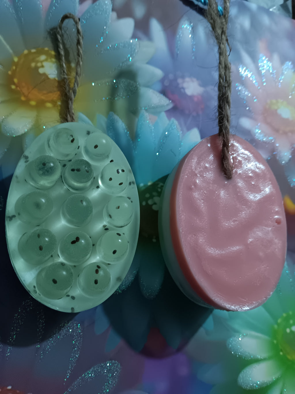 Massager: Caribbean Spa- Aloe Vera + Chia Seeds - Jojoba - Coconut - Strawberry
