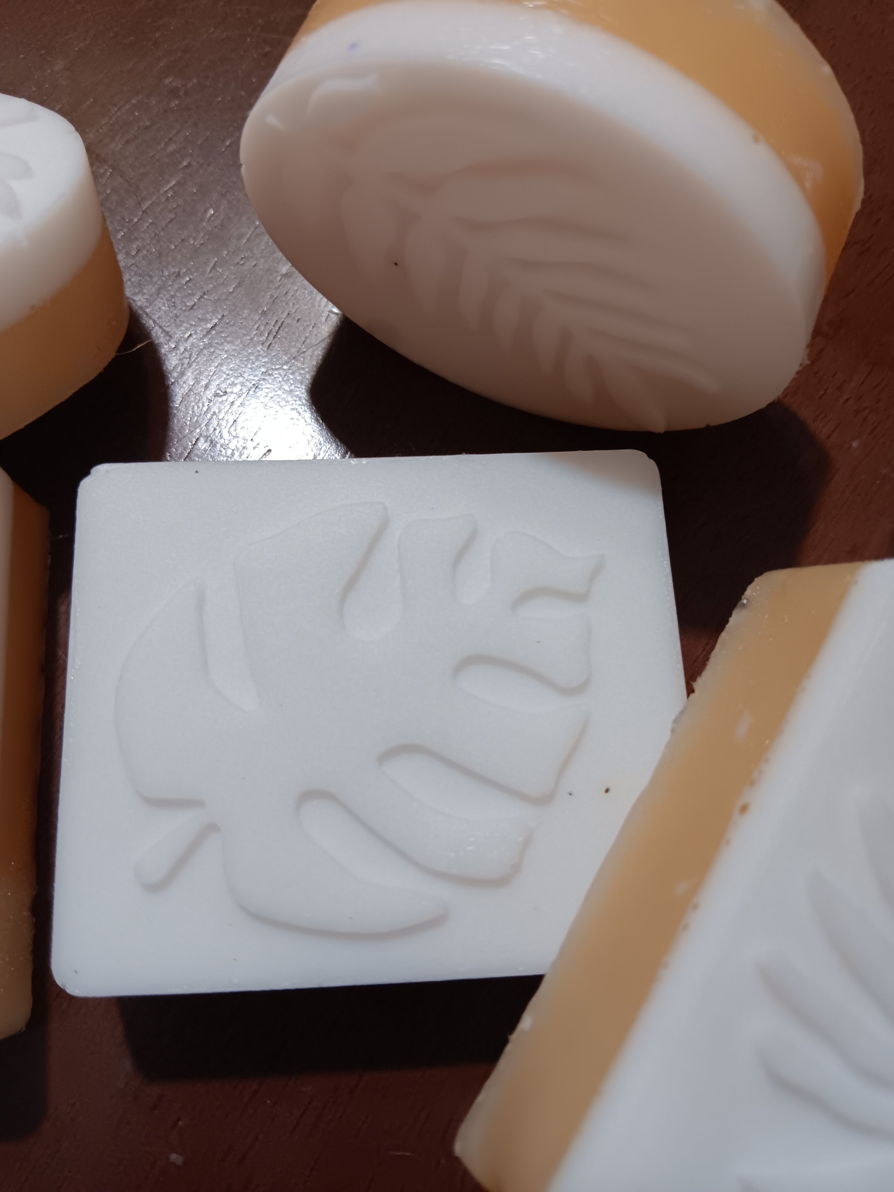 Tropical Collagen & Goat Milk + Coconut- Honey- Peach Scrumptious  Aroma